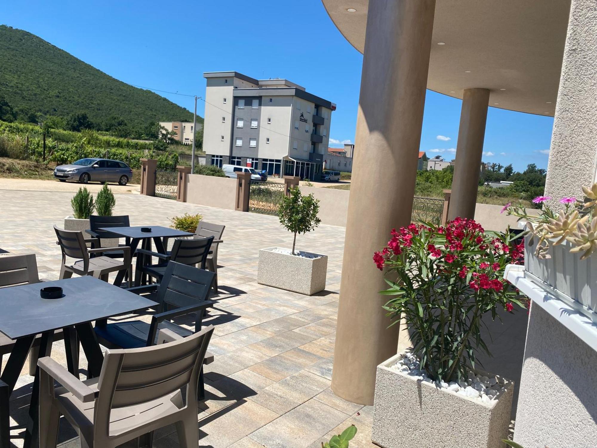 Villa Flowers Medjugorje Exterior photo